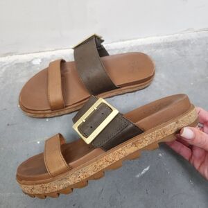 Sorel Roaming Buckle Sandal Womens Size 7.